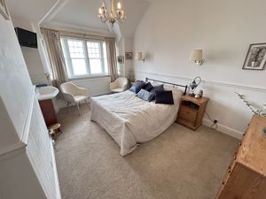 Photo 35- click for photo gallery